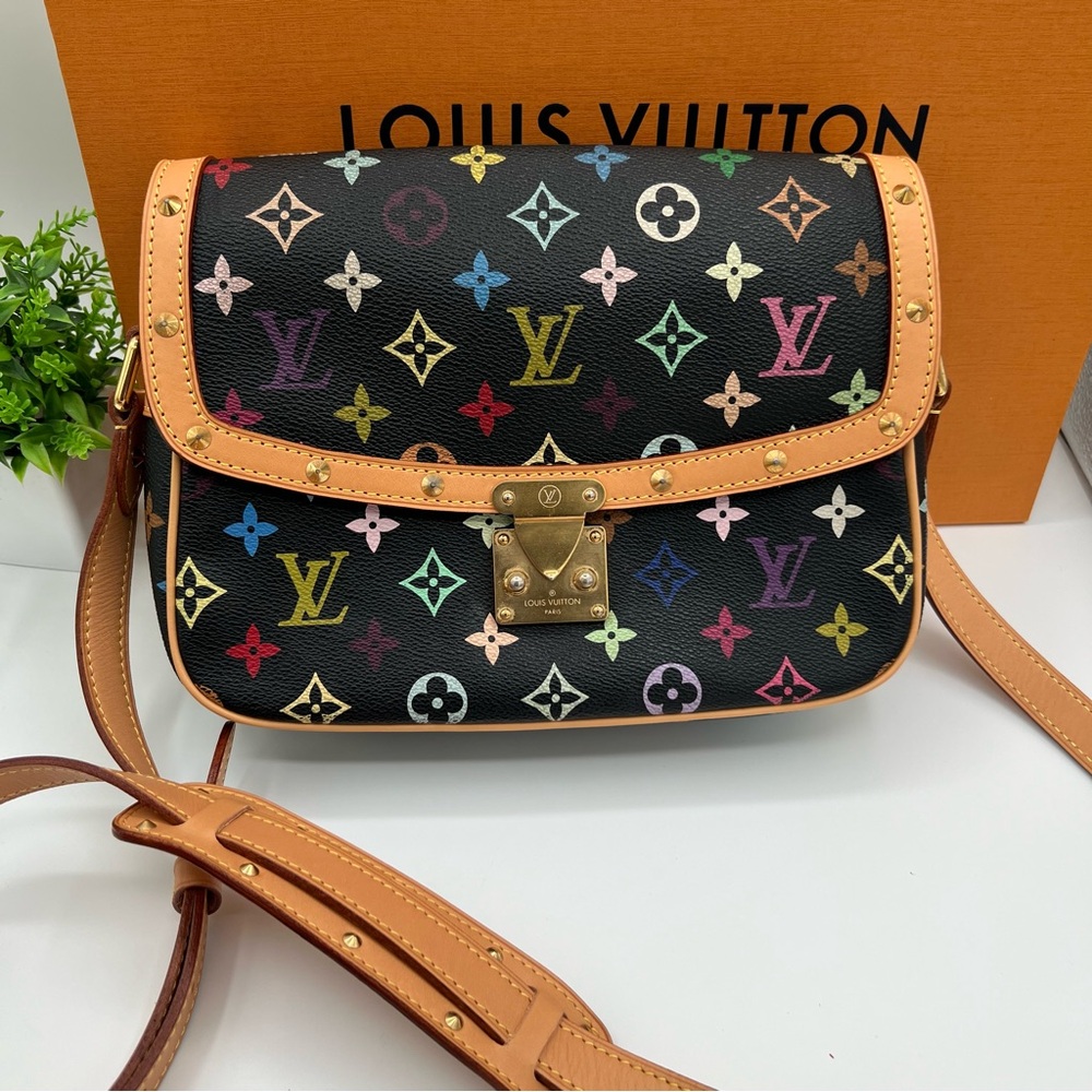 Authentic Louis Vuitton Murakami shoulder/crossbody bag ❤️